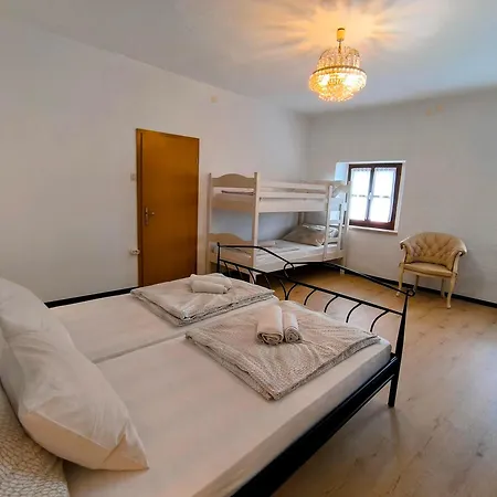 Apartamento Valetovi Štanjel