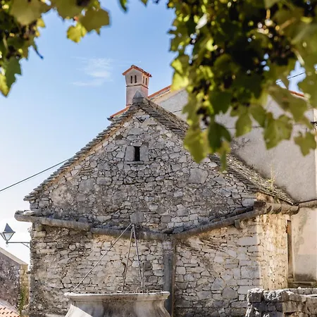 Apartamento Valetovi