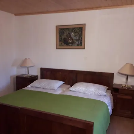 Valetovi * Štanjel