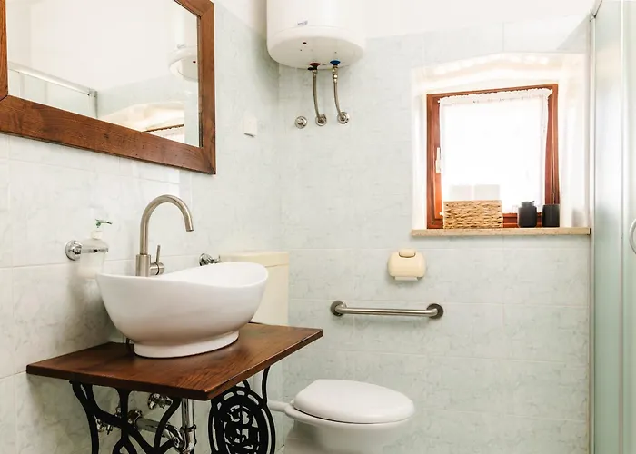 アパート Valetovi